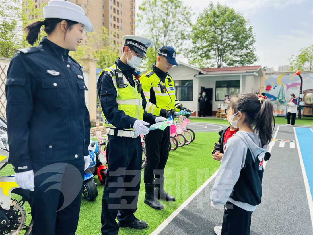 幼兒園戶外場地設(shè)計(jì)